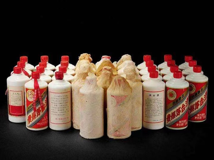 余姚老酒回收上门哪里回收(附近上门回收茅台酒）?